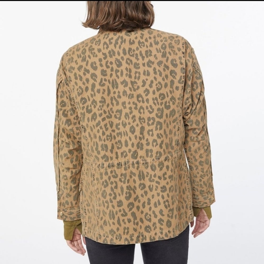 Frame Spring Cheetah Service Jacket
Cheetah Cargo - Picture 4 of 7